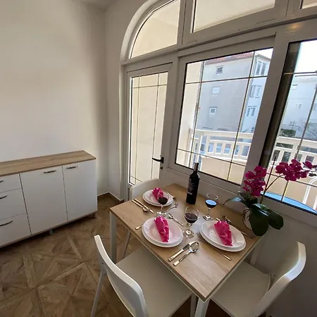 Kovac * マカルスカ