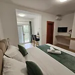 Kovac Apartment *