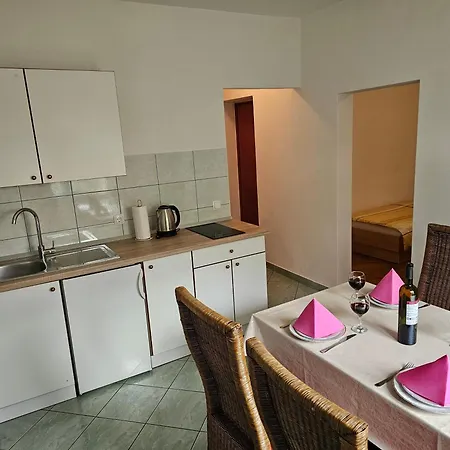 Kovac Apartment Makarska