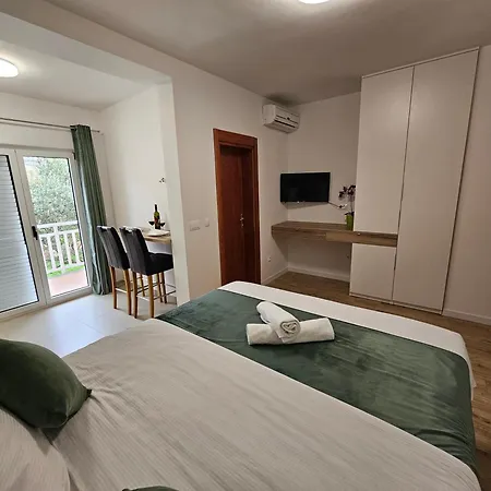 Kovac Apartment *