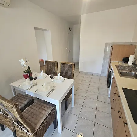 Kovac Apartment *