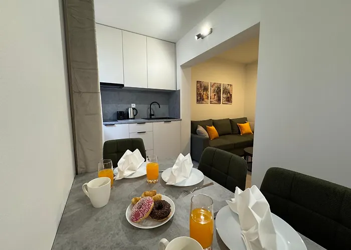 Kovac * 马卡尔斯卡